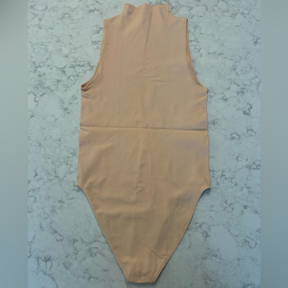 Fabletics bodysuit - Picture 2 of 2